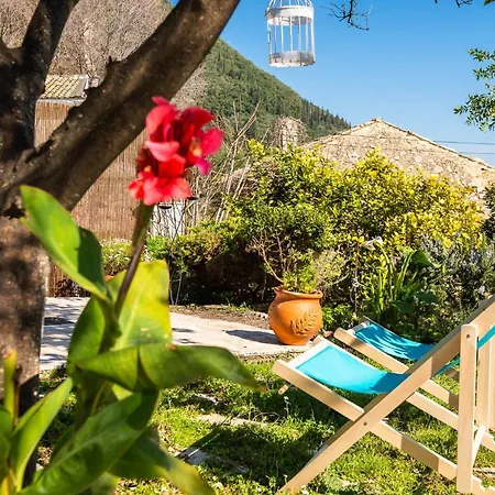 Дом отдыха The Swallow's Seaview Nest By Konnect Агиос-Маркос